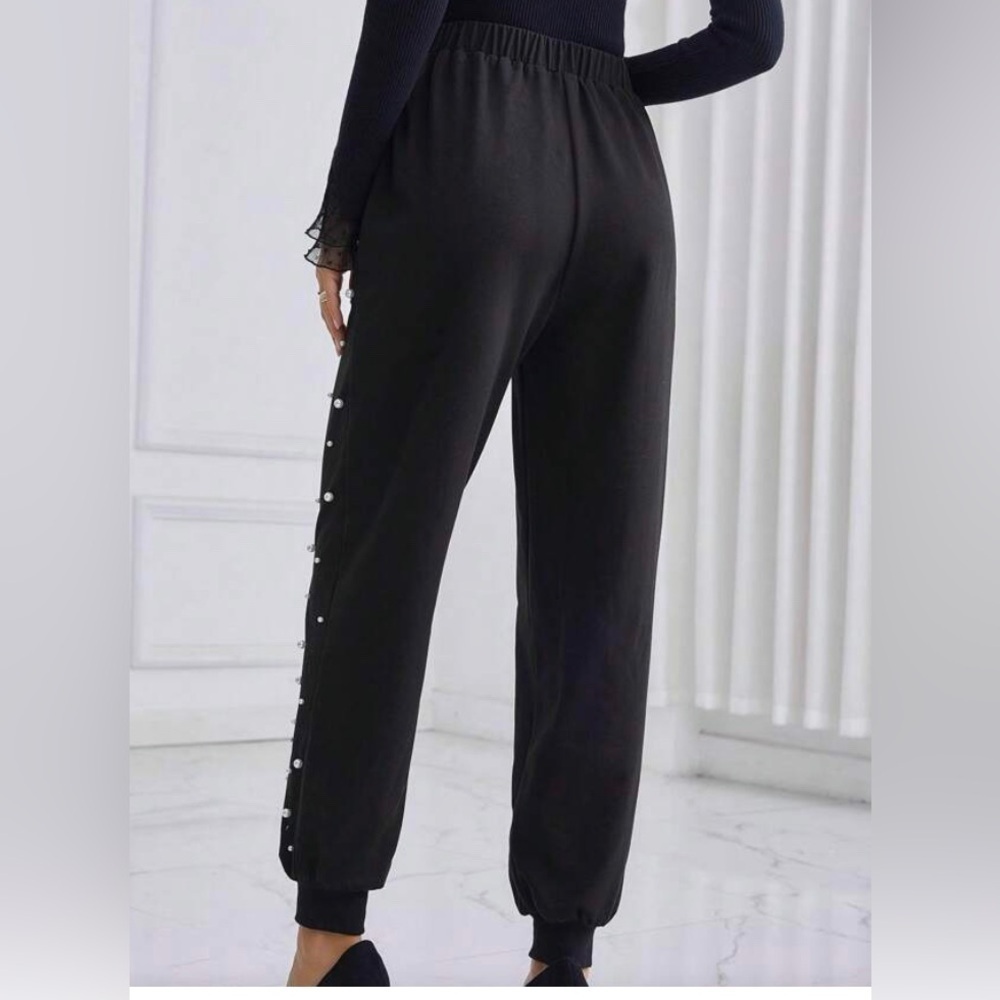 Shein Pearl Joggers - Picture 3 of 11
